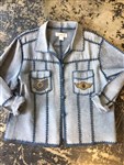 vintage jacket-suede jacket,vintage denim suede jacket,suede and crochet jacket,upstyled suede jacket,vintage jacket with vintage military patches,vintage suede with vintage patches,Vintage patch upstyling,military patch jacket,hipster fashion,1970s suede jacket,boho fashion,
